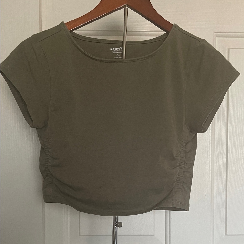 Old Navy ruched crop top